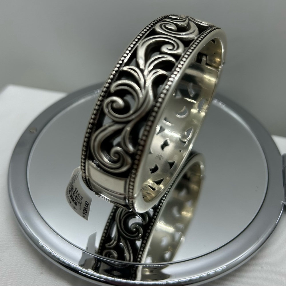 Brighton Alana Scroll Hinged Bangle Bracelet  NWOT  JF9650 Retail $108